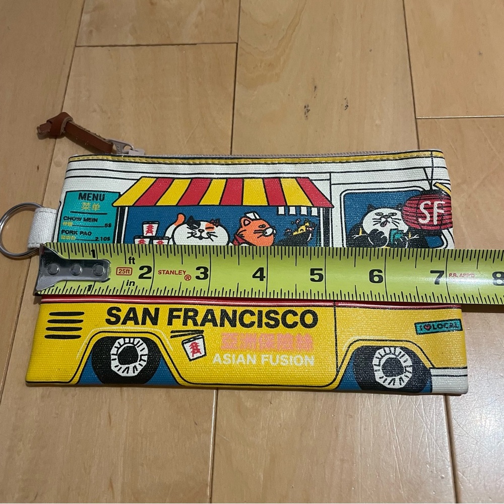 Cute San Francisco Chinatown small pouch - Picture 3 of 5